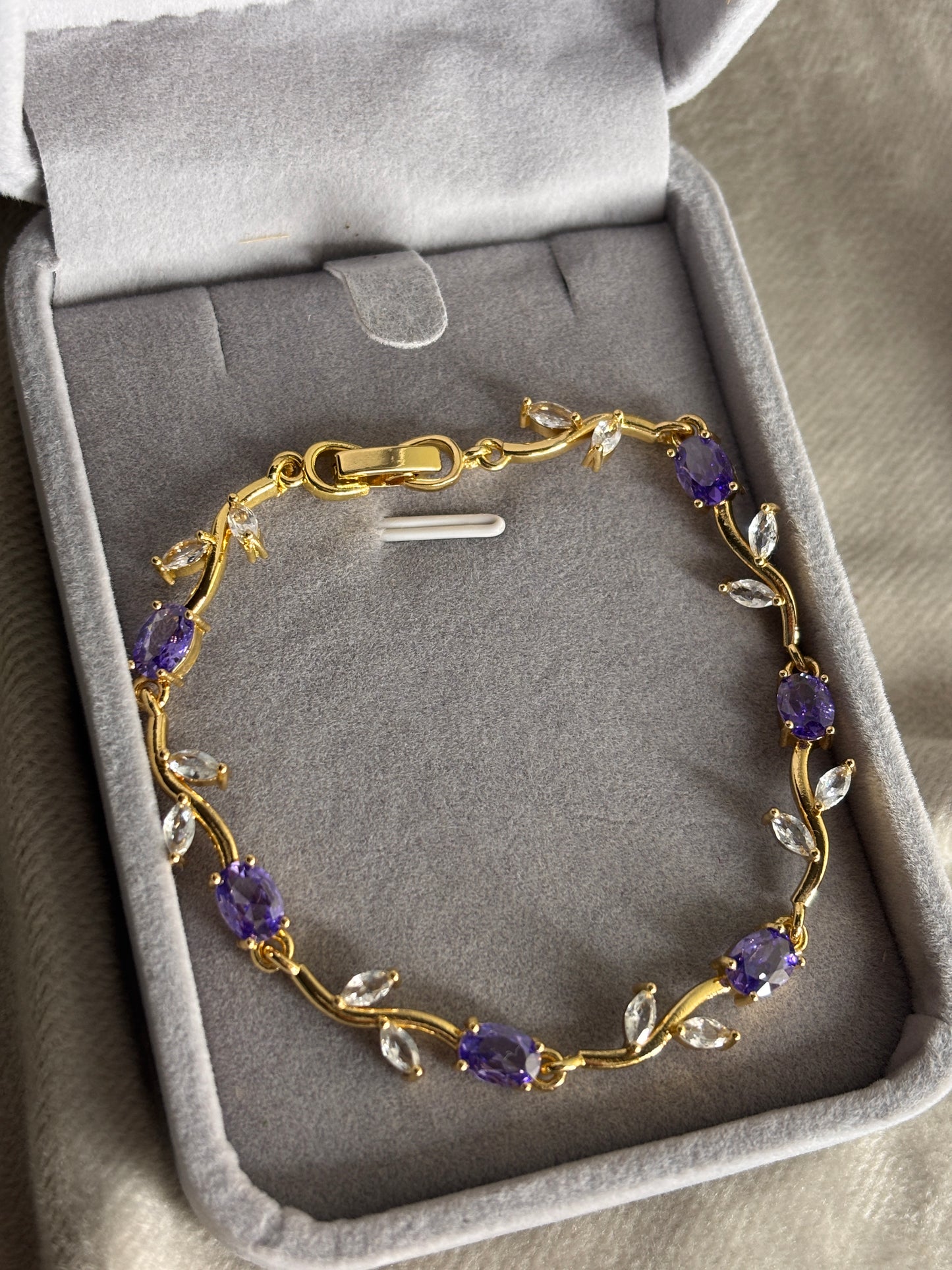 Bracelet