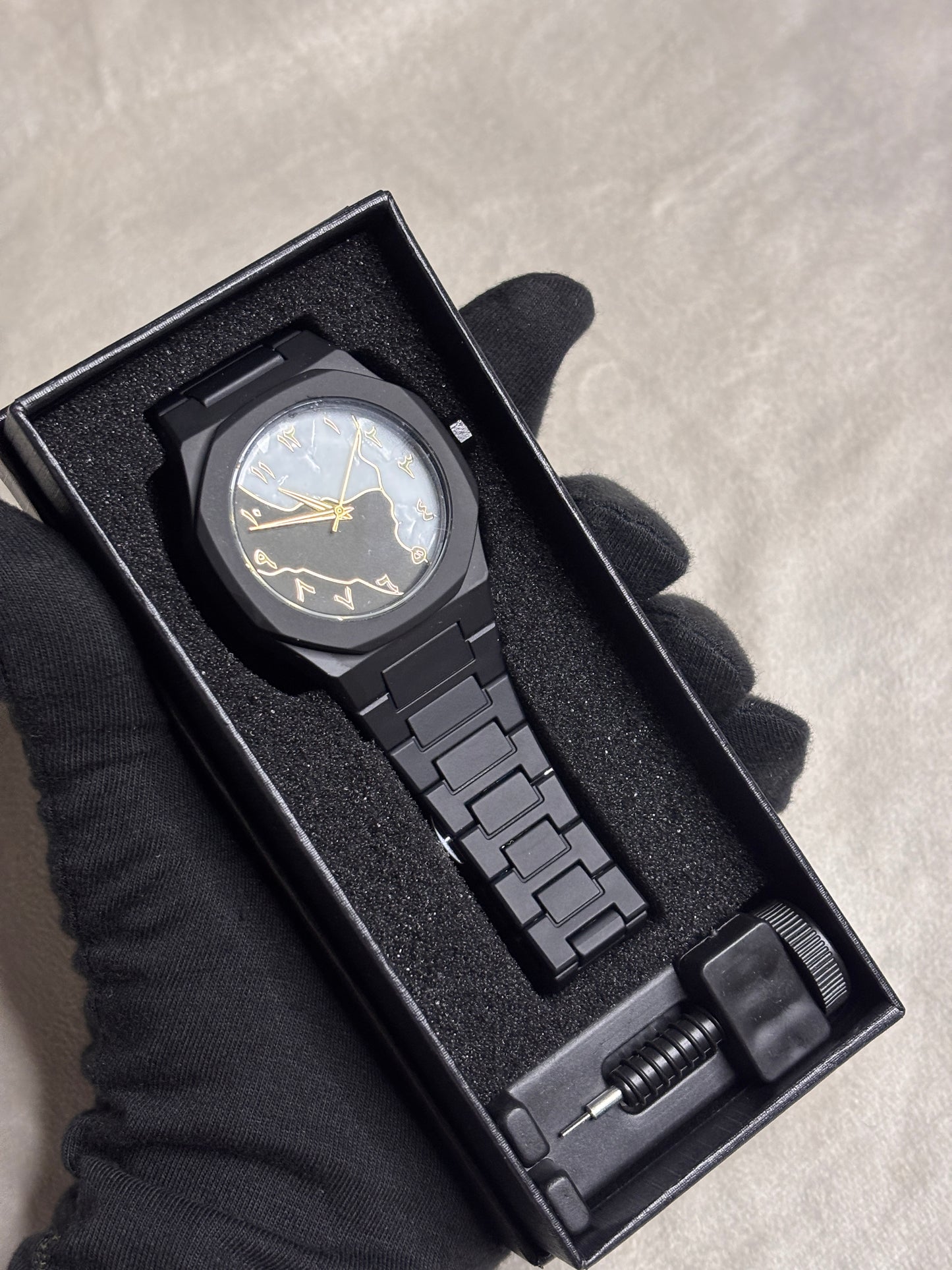 Watch g