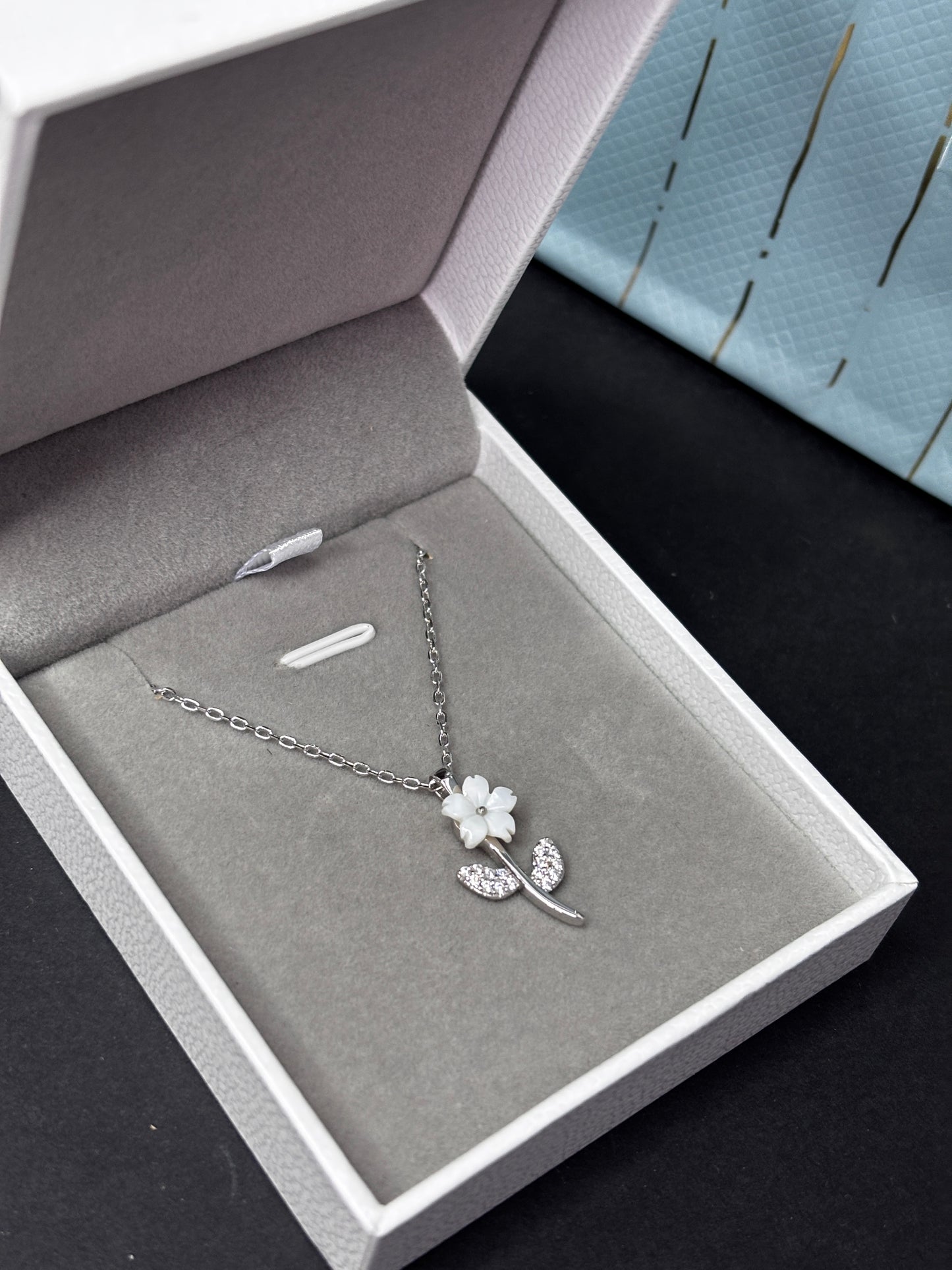 rose necklace