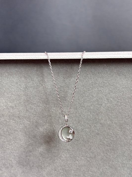 Crescent necklace
