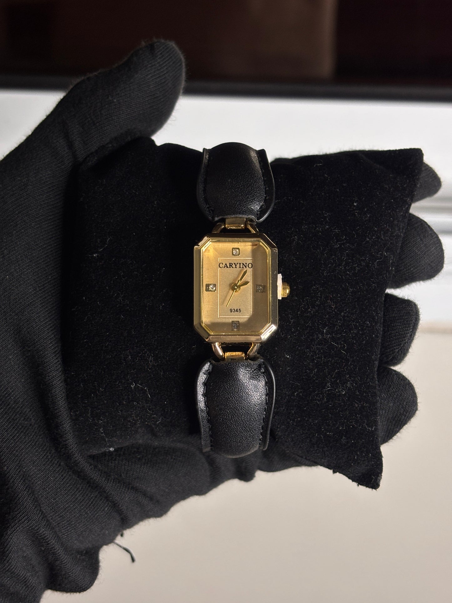 Watch black