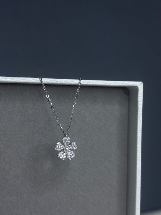 Rose necklace