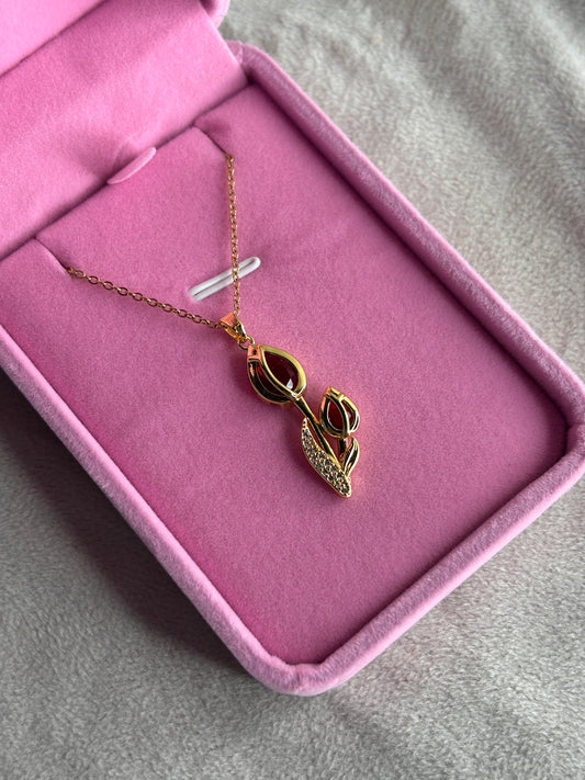 Necklace tulip red