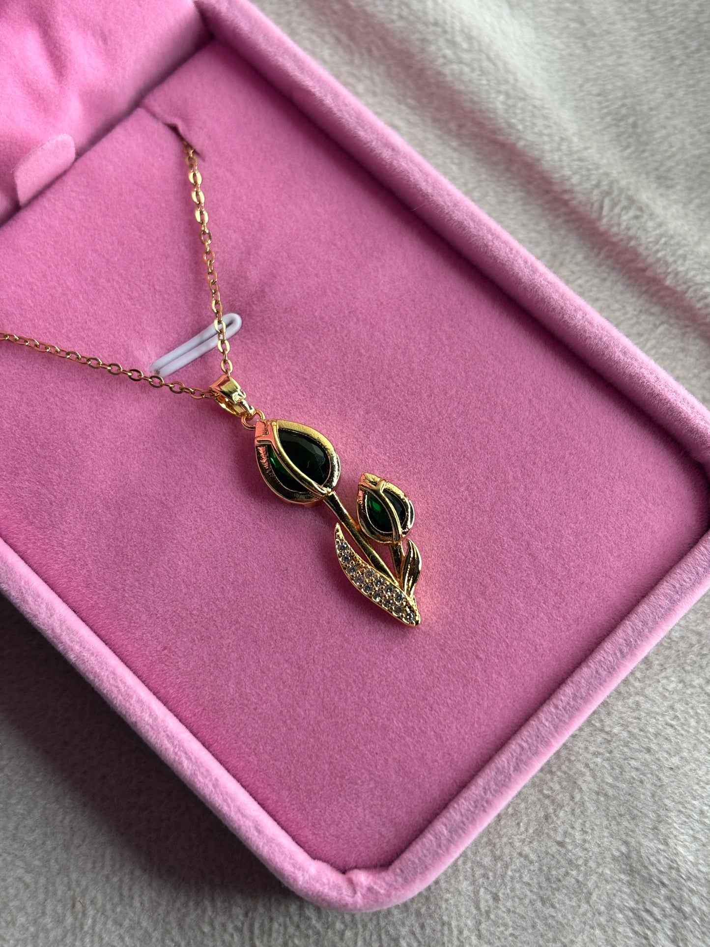 Necklace tulip green